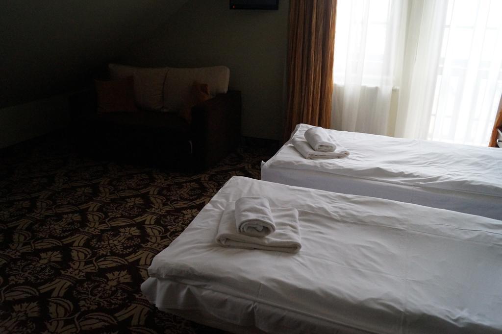 Hotel Sloneczny Brzeg Biskupiec  Ruang foto