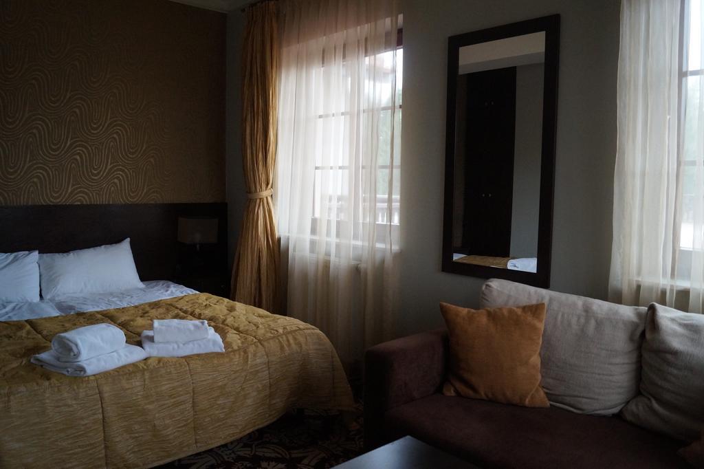 Hotel Sloneczny Brzeg Biskupiec  Ruang foto