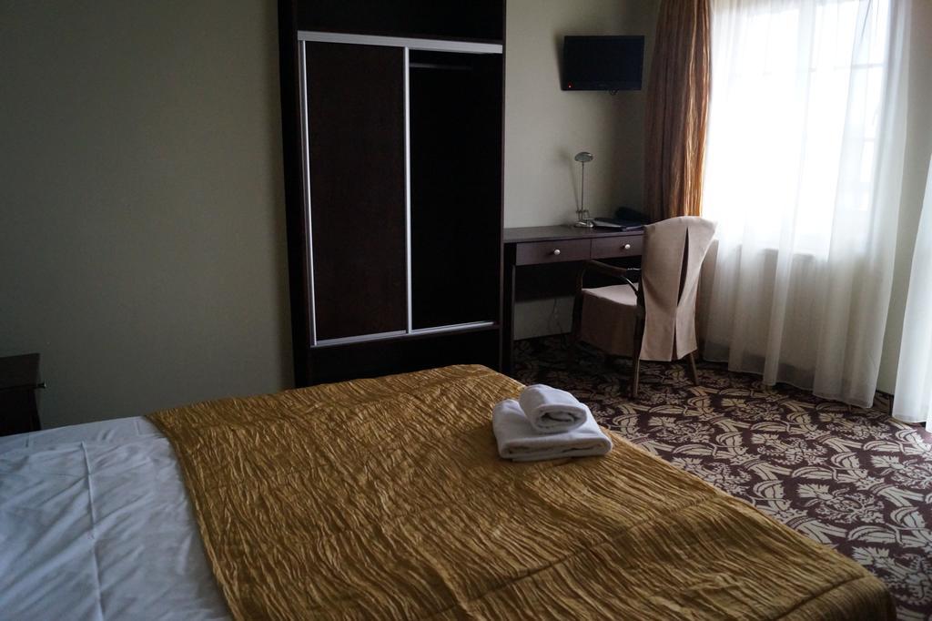 Hotel Sloneczny Brzeg Biskupiec  Ruang foto